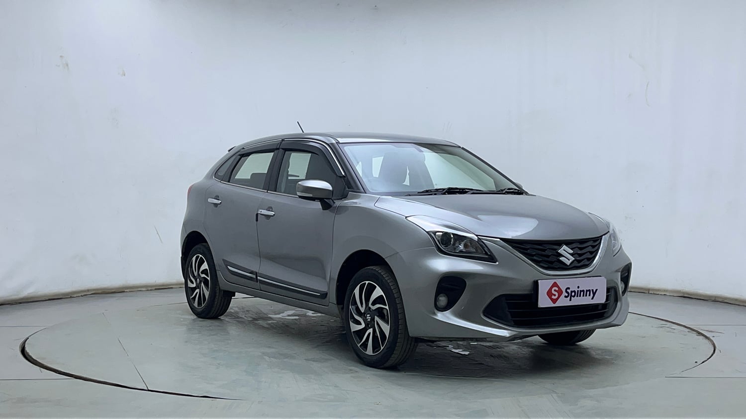 Used 2021 Maruti Suzuki Baleno Zeta Petrol Manual exterior RIGHT FRONT CORNER VIEW