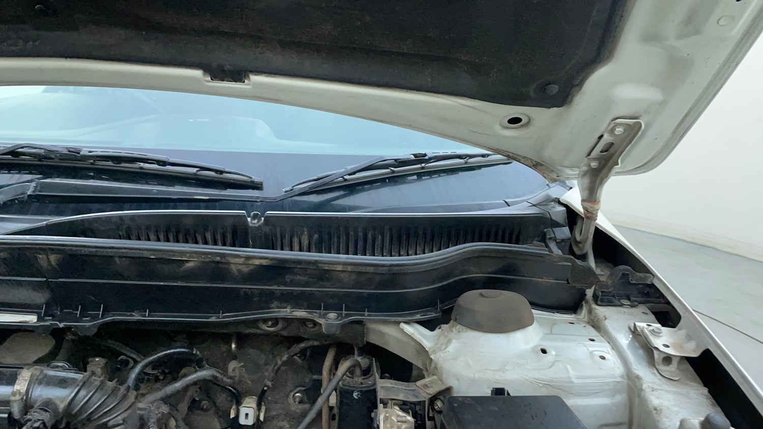 Used 2022 Toyota Urban Cruiser High Grade AT Petrol Automatic engine ENGINE LEFT SIDE HINGE & APRON VIEW