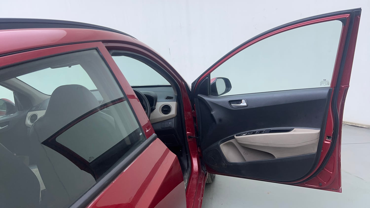 Used 2019 Hyundai Grand i10 Sportz U2 1.2 CRDi Diesel Manual interior RIGHT FRONT DOOR OPEN VIEW