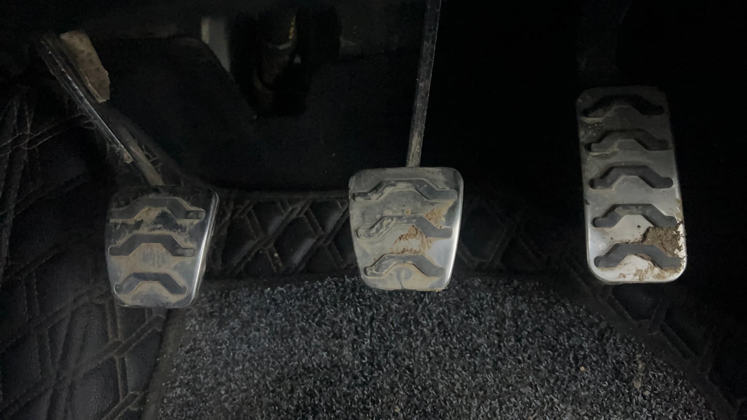 Used 2020 Kia Seltos GTX Plus 1.4 Petrol Manual interior PEDALS VIEW