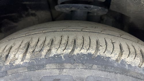 Used 2022 Mahindra XUV700 AX 7 Petrol AT Luxury Pack 7 STR Petrol Automatic tyres LEFT FRONT TYRE TREAD VIEW