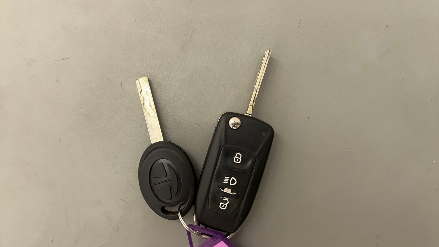 Used 2019 Tata Nexon XM Petrol Manual extra CAR KEY VIEW