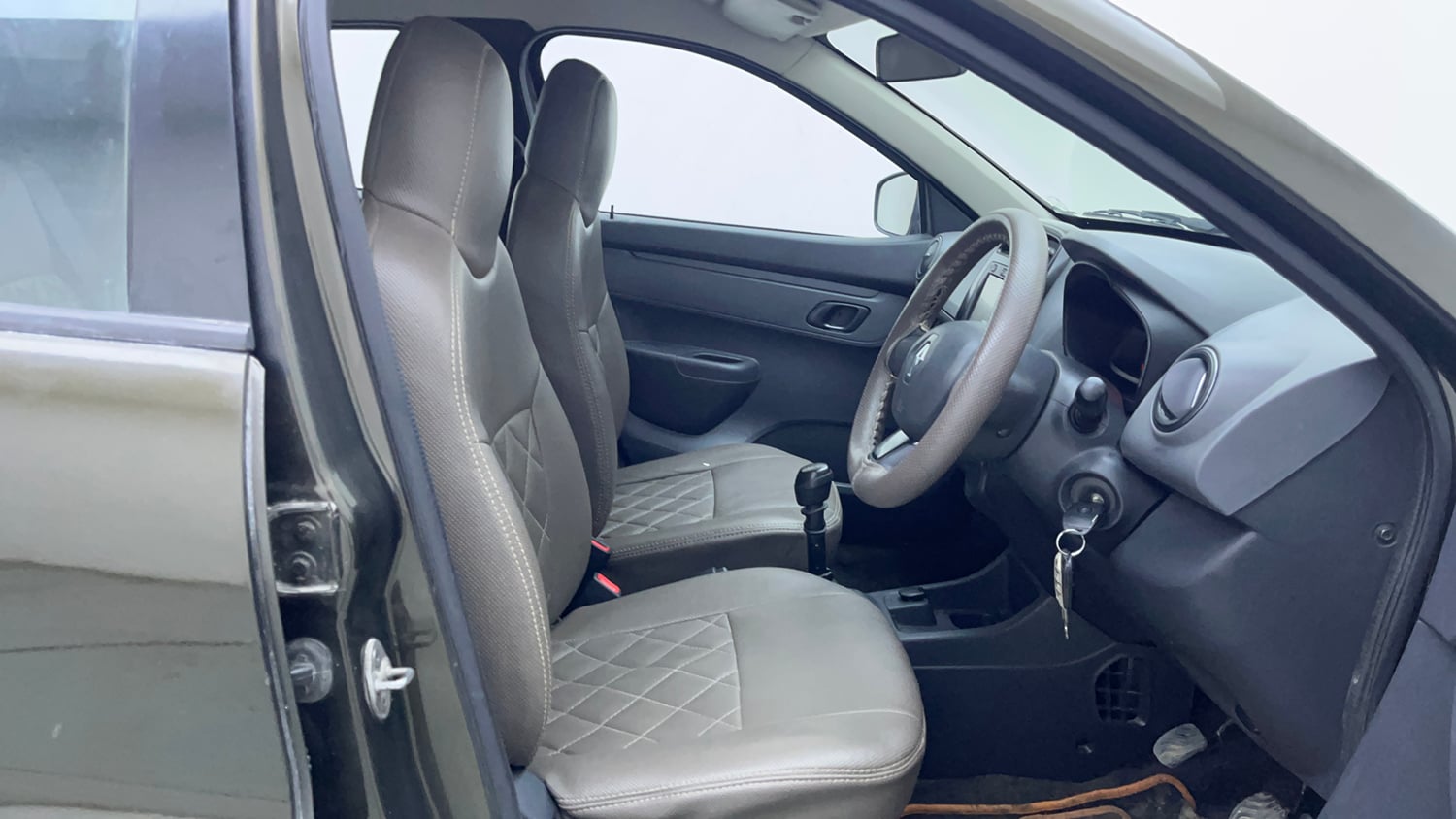 Used 2016 Renault Kwid RXT Petrol Manual interior RIGHT SIDE FRONT DOOR CABIN VIEW