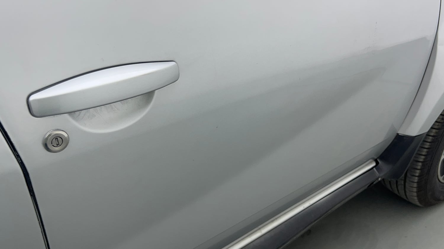Used 2019 Renault Duster RXS CVT Petrol Automatic dents MINOR SCRATCH