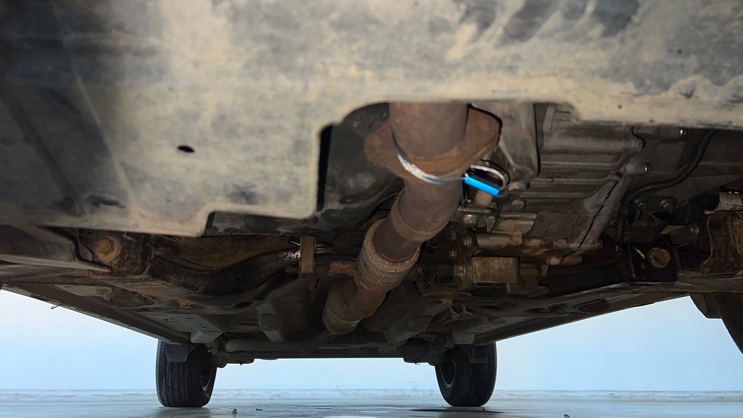 Used 2021 Tata Nexon XZA Plus Petrol Automatic extra FRONT LEFT UNDERBODY VIEW