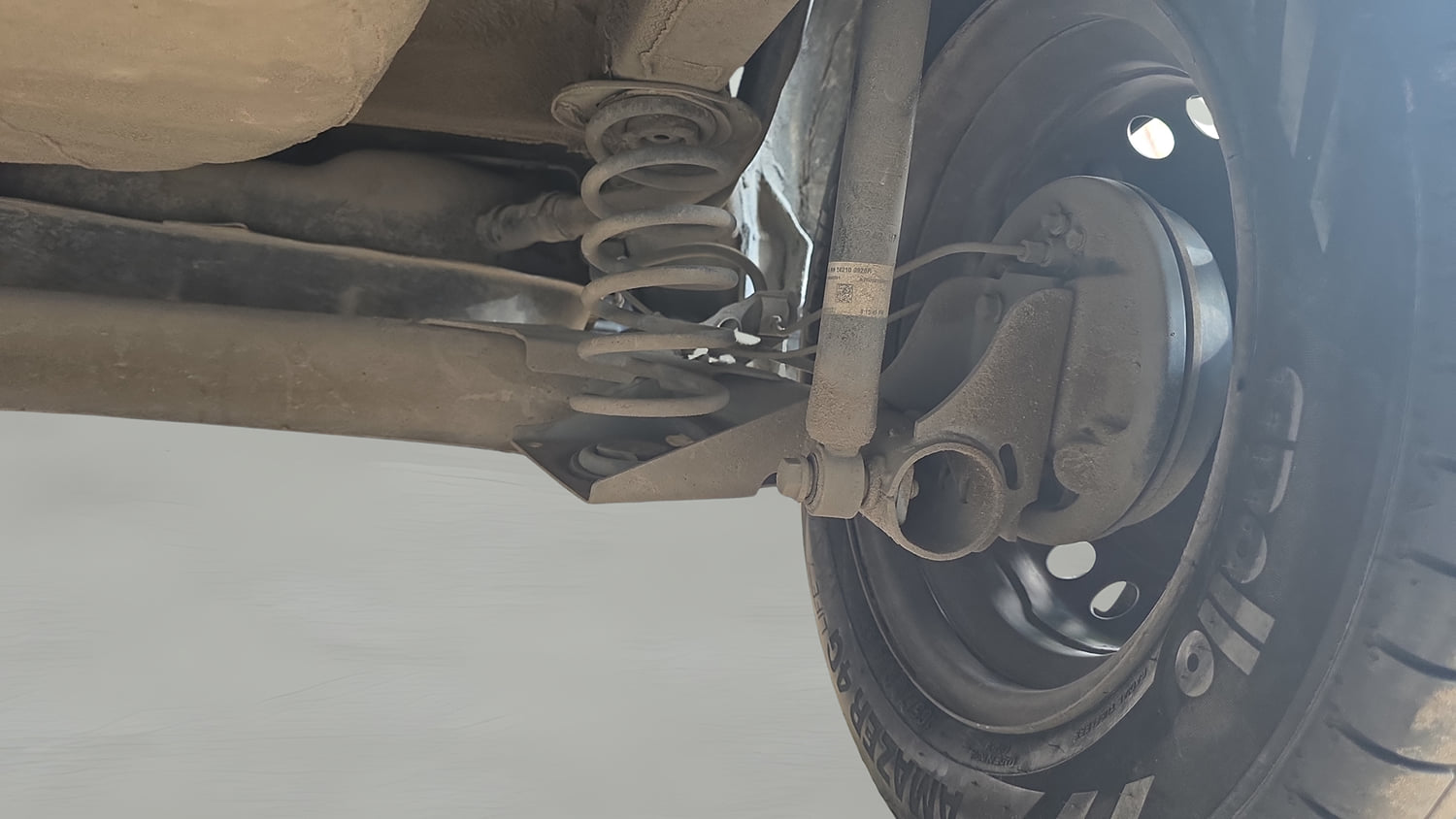 Used 2022 Renault Kwid RXL (O) 0.8 Petrol Manual extra REAR RIGHT UNDERBODY VIEW