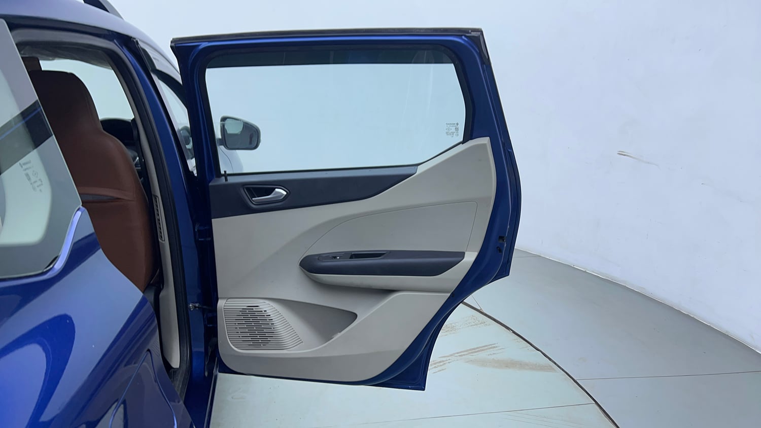 Used 2022 Renault Triber RXZ Petrol Manual interior RIGHT REAR DOOR OPEN VIEW