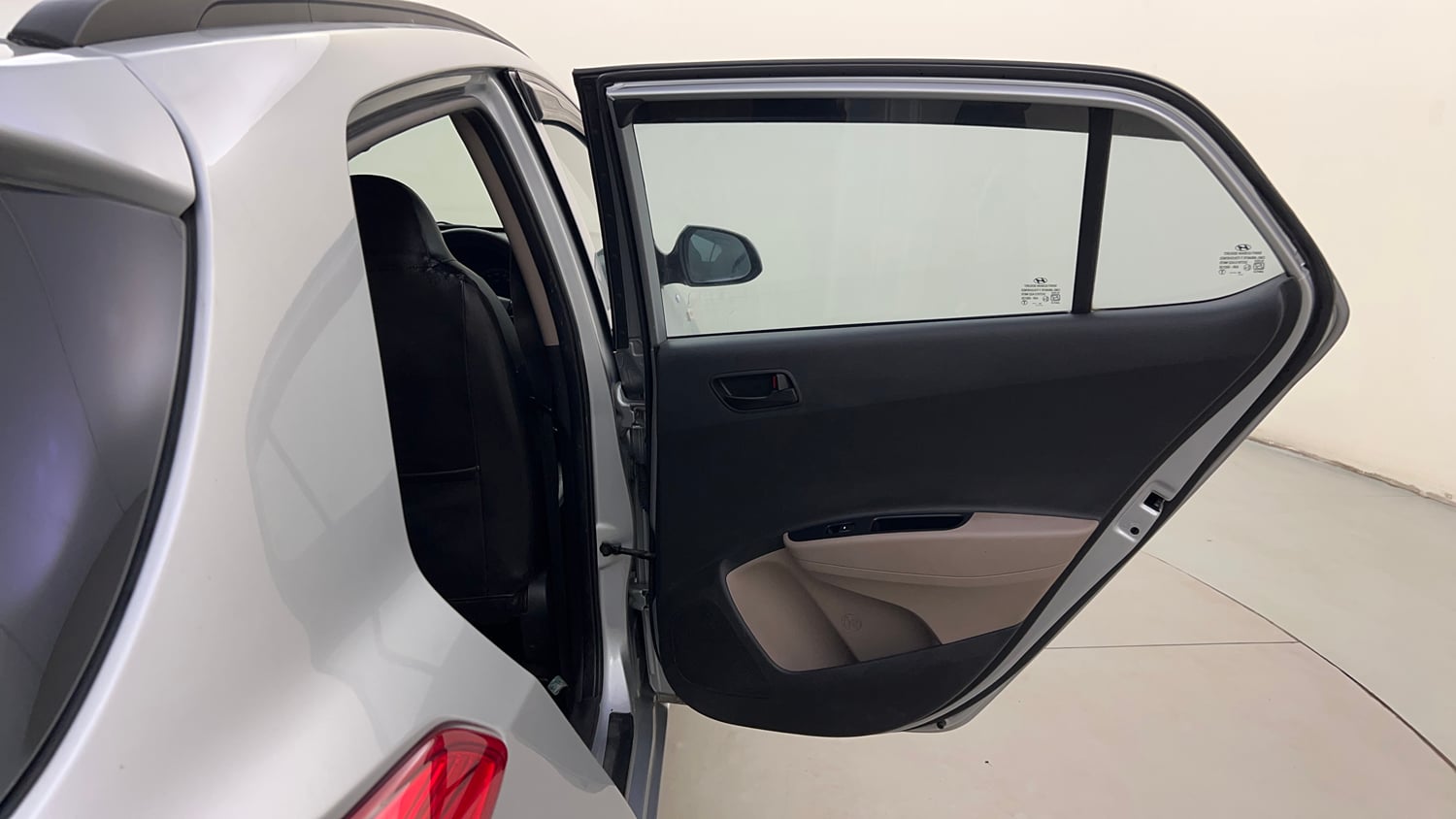Used 2018 Hyundai Grand i10 Magna AT 1.2 Kappa VTVT Petrol Automatic interior RIGHT REAR DOOR OPEN VIEW