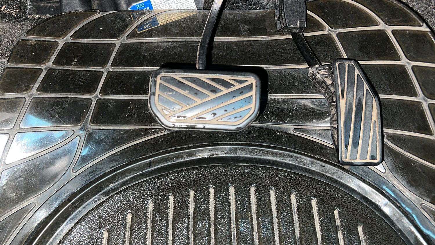 Used 2017 Maruti Suzuki Baleno Zeta 1.2 AT Petrol Automatic interior PEDALS VIEW