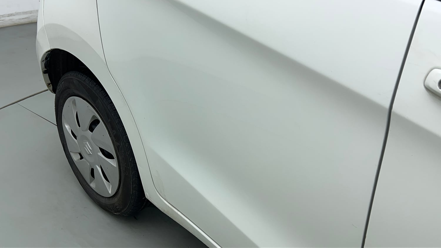 Used 2019 Maruti Suzuki Celerio VXi AMT Petrol Automatic dents MINOR SCRATCH