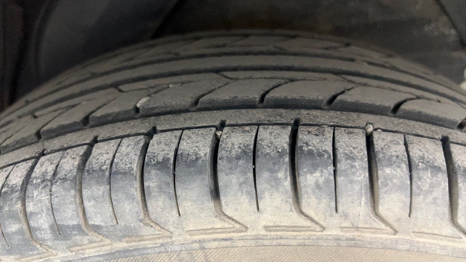 Used 2012 Hyundai i20 Sportz 1.2 Petrol Manual tyres LEFT REAR TYRE TREAD VIEW