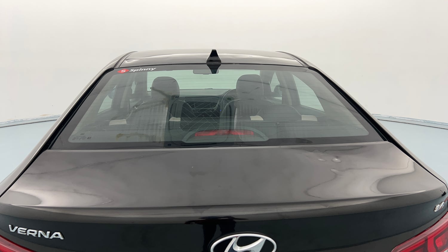 Used 2019 Hyundai Verna SX Plus 1.6 VTVT AT Petrol Automatic exterior BACK WINDSHIELD VIEW