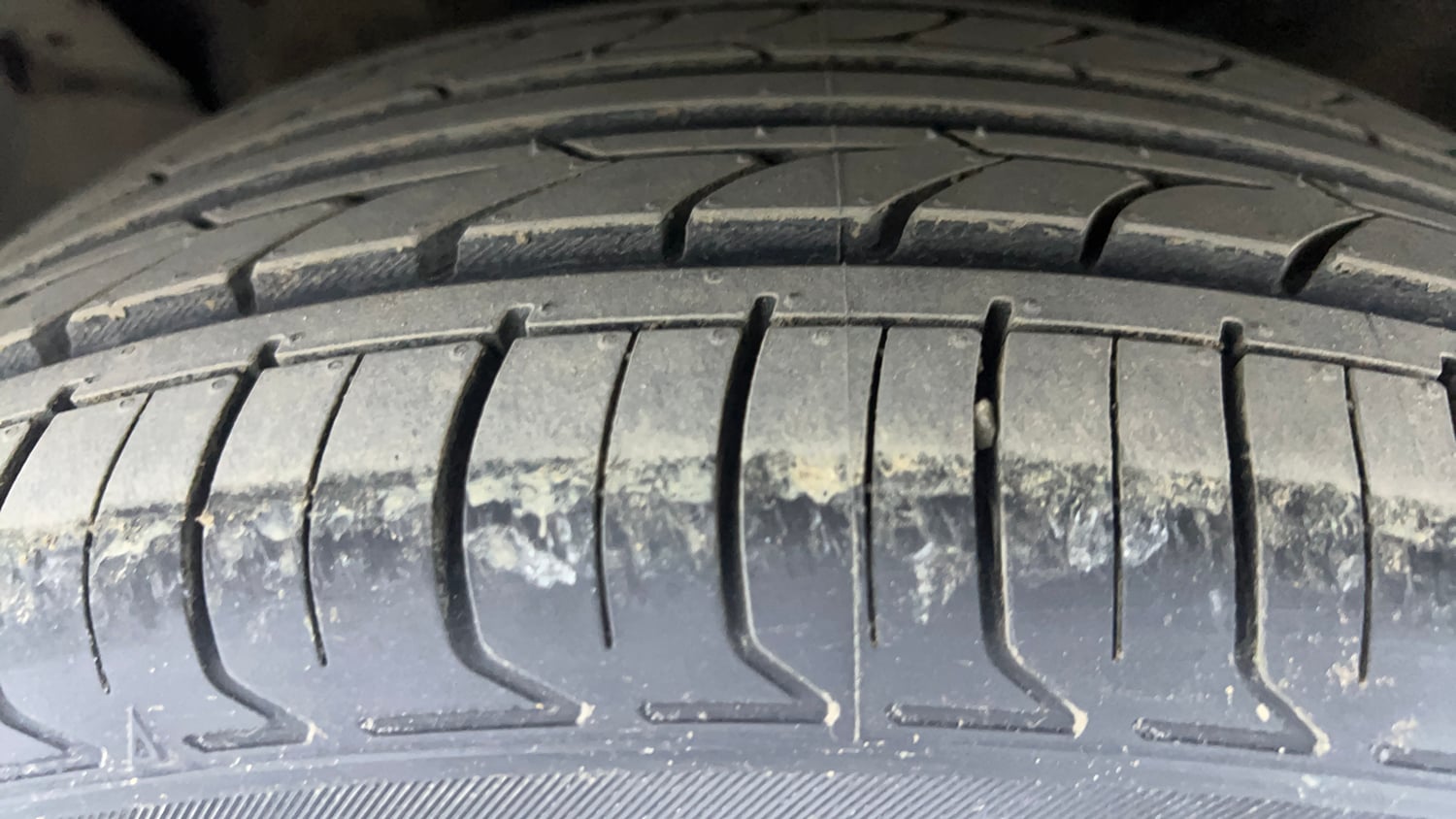 Used 2020 Kia Seltos GTX Plus 1.4 Petrol Manual tyres LEFT FRONT TYRE TREAD VIEW