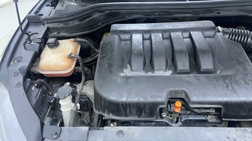 Used 2022 Mahindra XUV700 AX 7 Petrol AT Luxury Pack 7 STR Petrol Automatic engine ENGINE RIGHT SIDE VIEW