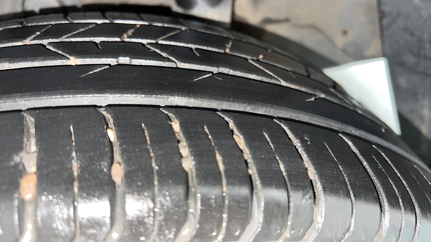 Used 2019 Hyundai Verna SX Plus 1.6 VTVT AT Petrol Automatic tyres LEFT REAR TYRE TREAD VIEW