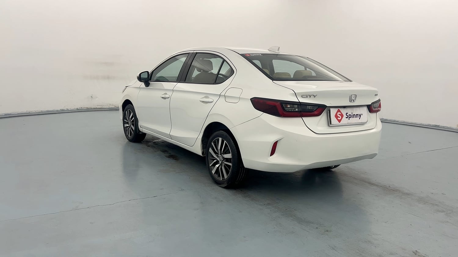 Used 2022 Honda City VX Diesel Diesel Manual exterior LEFT REAR CORNER VIEW