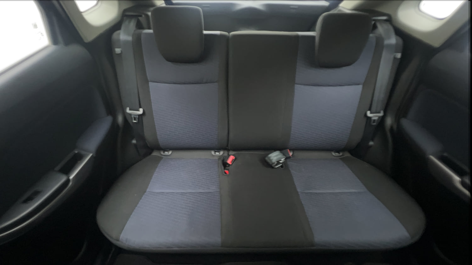 Used 2021 Maruti Suzuki Baleno Zeta Petrol Manual interior REAR SEAT CONDITION VIEW