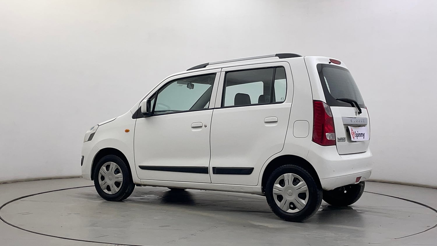 Used 2015 Maruti Suzuki Wagon R VXI Petrol Manual exterior LEFT REAR CORNER VIEW