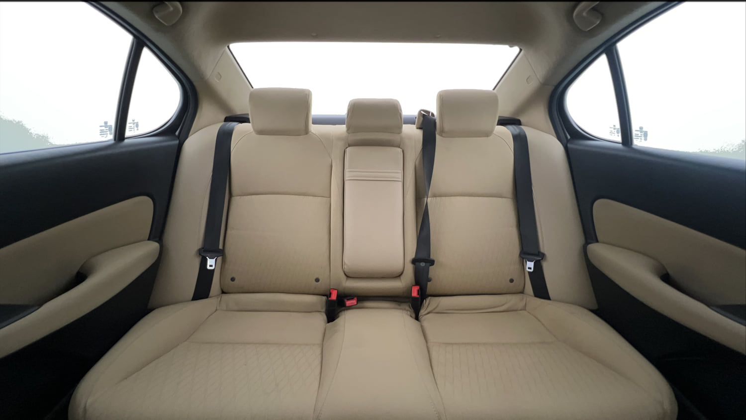 Used 2022 Honda City VX Diesel Diesel Manual interior REAR SEAT CONDITION VIEW