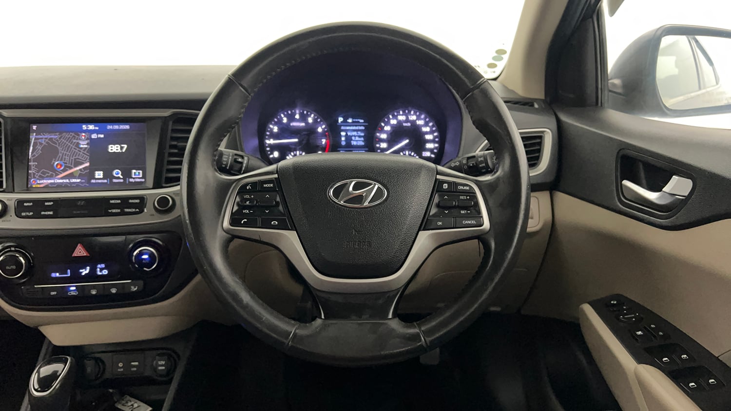 Used 2019 Hyundai Verna SX Plus 1.6 VTVT AT Petrol Automatic interior STEERING VIEW