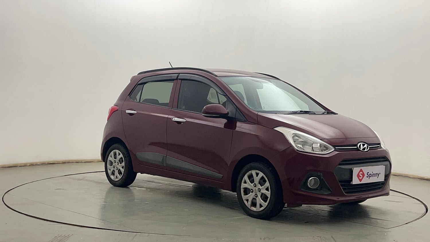 Used 2014 Hyundai Grand i10 Sportz 1.2 Kappa VTVT Petrol Manual exterior RIGHT FRONT CORNER VIEW