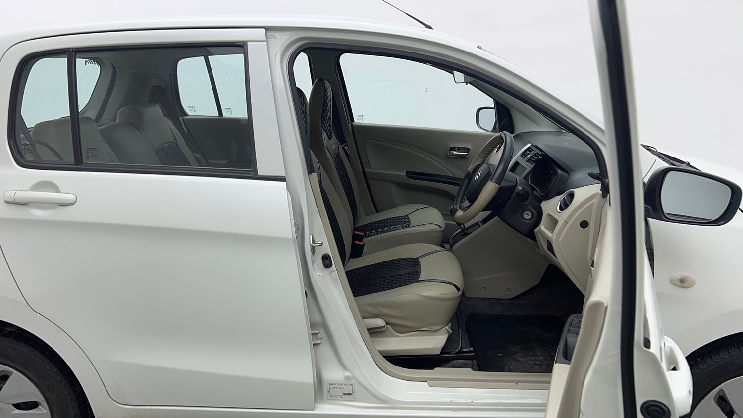 Used 2019 Maruti Suzuki Celerio VXi AMT Petrol Automatic interior RIGHT SIDE FRONT DOOR CABIN VIEW