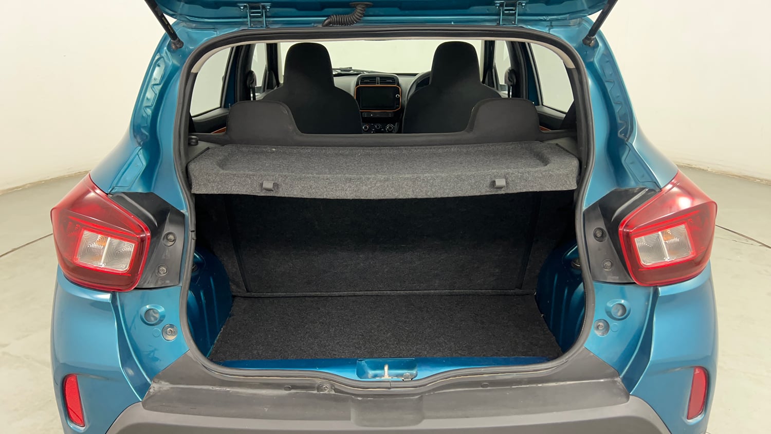 Used 2019 Renault Kwid CLIMBER 1.0 AMT Opt Petrol Automatic interior DICKY INSIDE VIEW