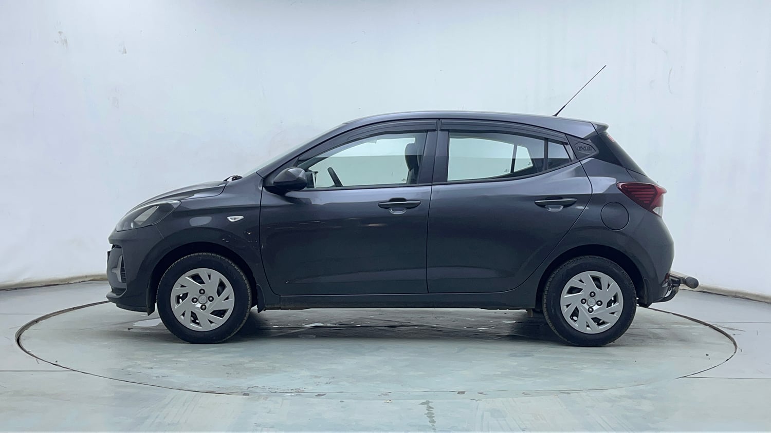 Used 2024 Hyundai Grand i10 Nios Magna 1.2 Kappa Petrol Manual exterior LEFT SIDE VIEW