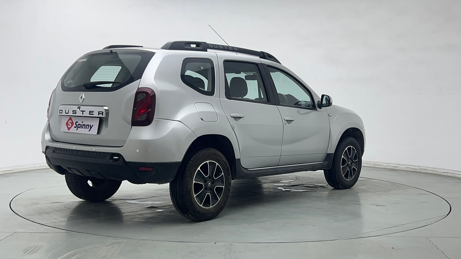 Used 2019 Renault Duster RXS CVT Petrol Automatic exterior RIGHT REAR CORNER VIEW
