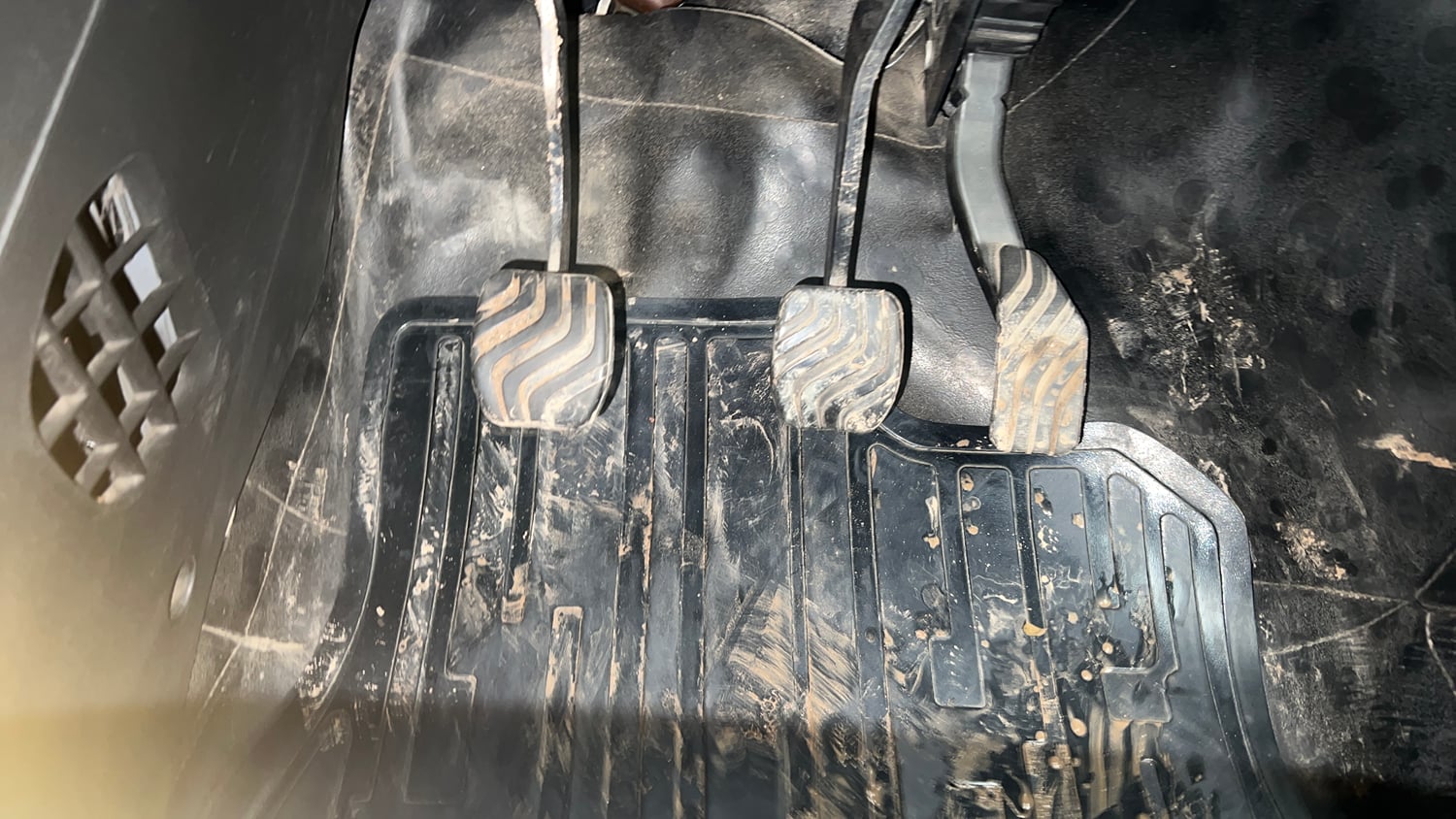 Used 2021 Renault Triber RXZ Petrol Manual interior PEDALS VIEW