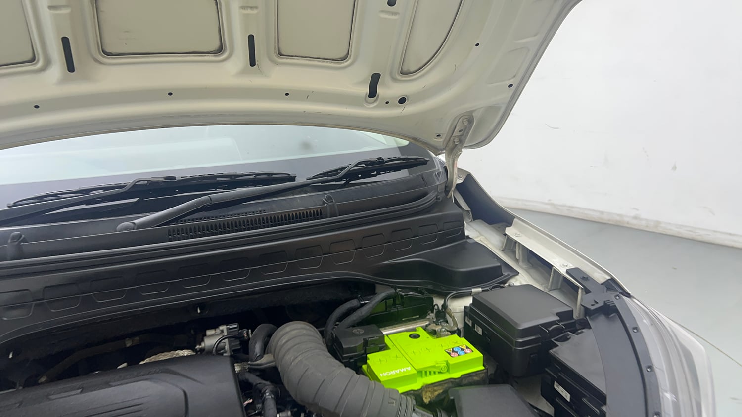 Used 2022 Kia Sonet GTX Plus 1.5 AT Diesel Automatic engine ENGINE LEFT SIDE HINGE & APRON VIEW