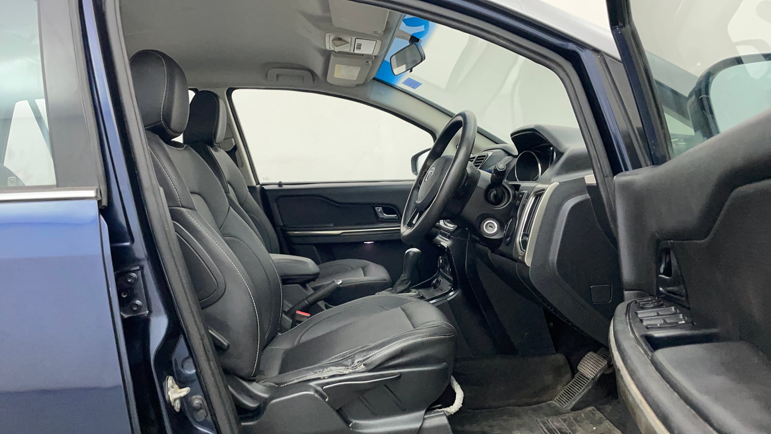Used 2019 Tata Hexa XTA 4x2 6 STR Diesel Automatic interior RIGHT SIDE FRONT DOOR CABIN VIEW
