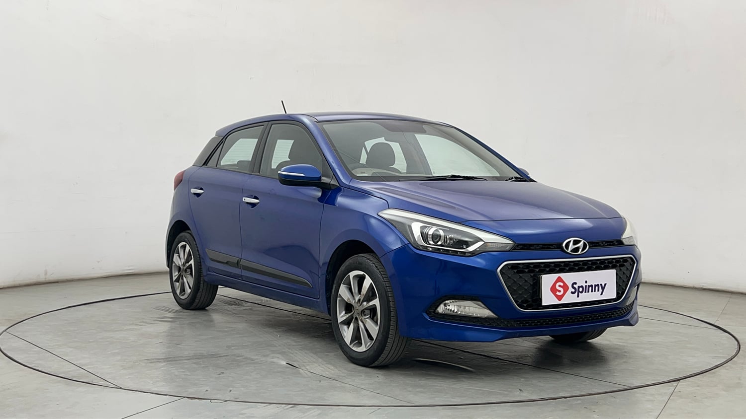 Used 2016 Hyundai Elite i20 Asta 1.2 (O) Petrol Manual exterior RIGHT FRONT CORNER VIEW