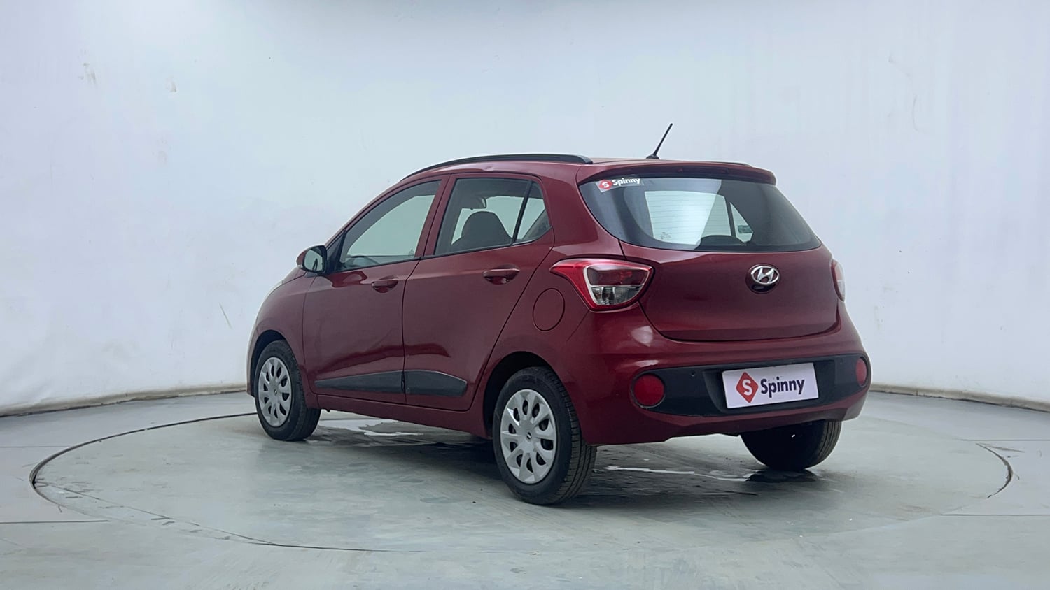 Used 2019 Hyundai Grand i10 Sportz U2 1.2 CRDi Diesel Manual exterior LEFT REAR CORNER VIEW