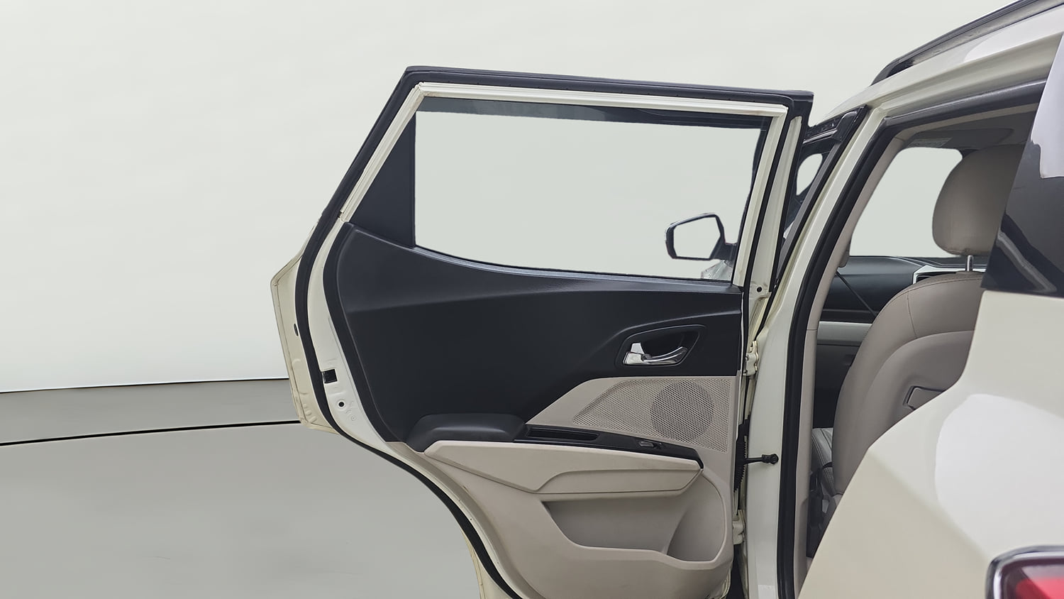 Used 2020 Mahindra XUV 300 W8 (O) 1.5 Diesel Diesel Manual interior LEFT REAR DOOR OPEN VIEW