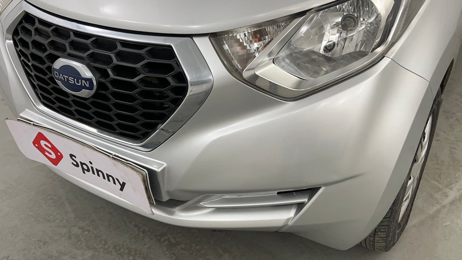 Used 2019 Datsun Redi-GO S 1.0 Petrol Manual dents MINOR SCRATCH