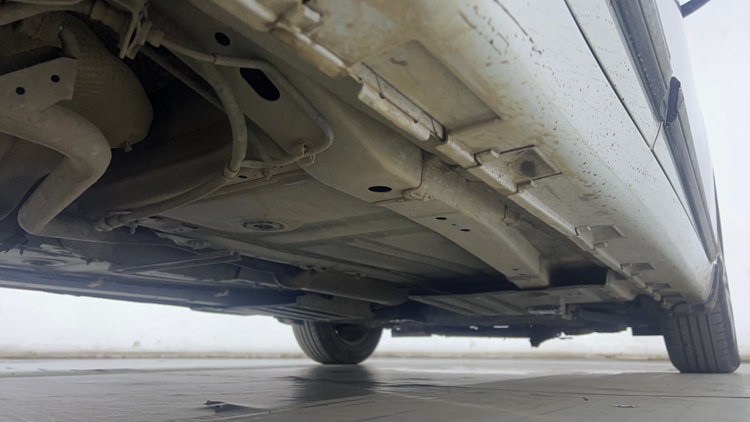 Used 2022 Maruti Suzuki Baleno Delta Petrol Manual extra REAR RIGHT UNDERBODY VIEW