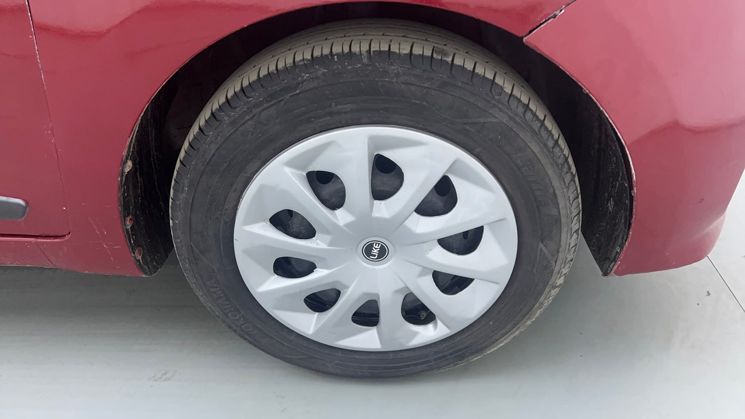 Used 2019 Hyundai Grand i10 Sportz U2 1.2 CRDi Diesel Manual tyres RIGHT FRONT TYRE RIM VIEW