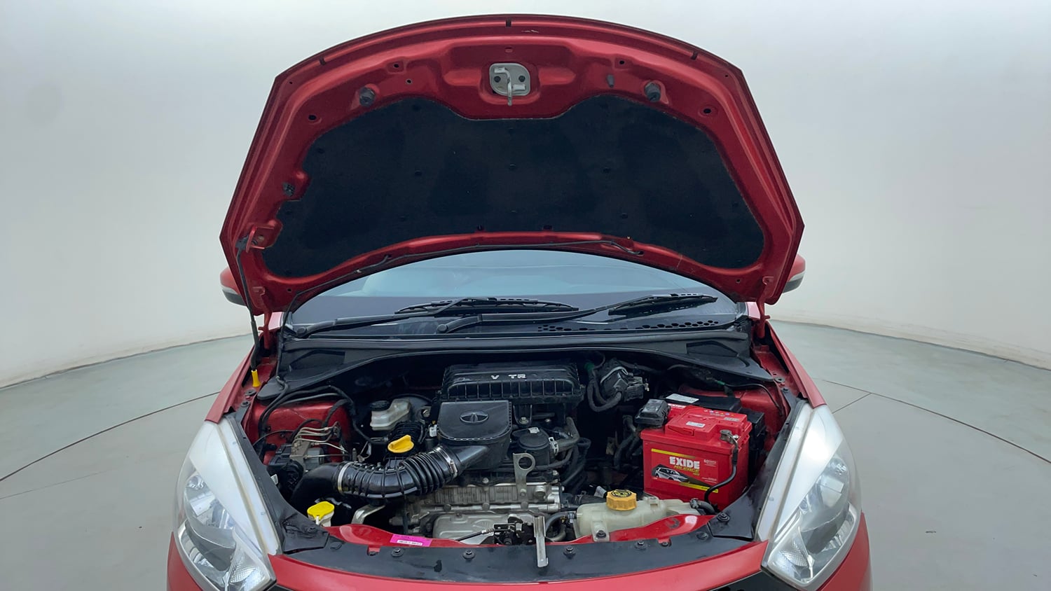 Used 2017 Tata Tiago Revotron XZ Petrol Manual engine ENGINE & BONNET OPEN FRONT VIEW