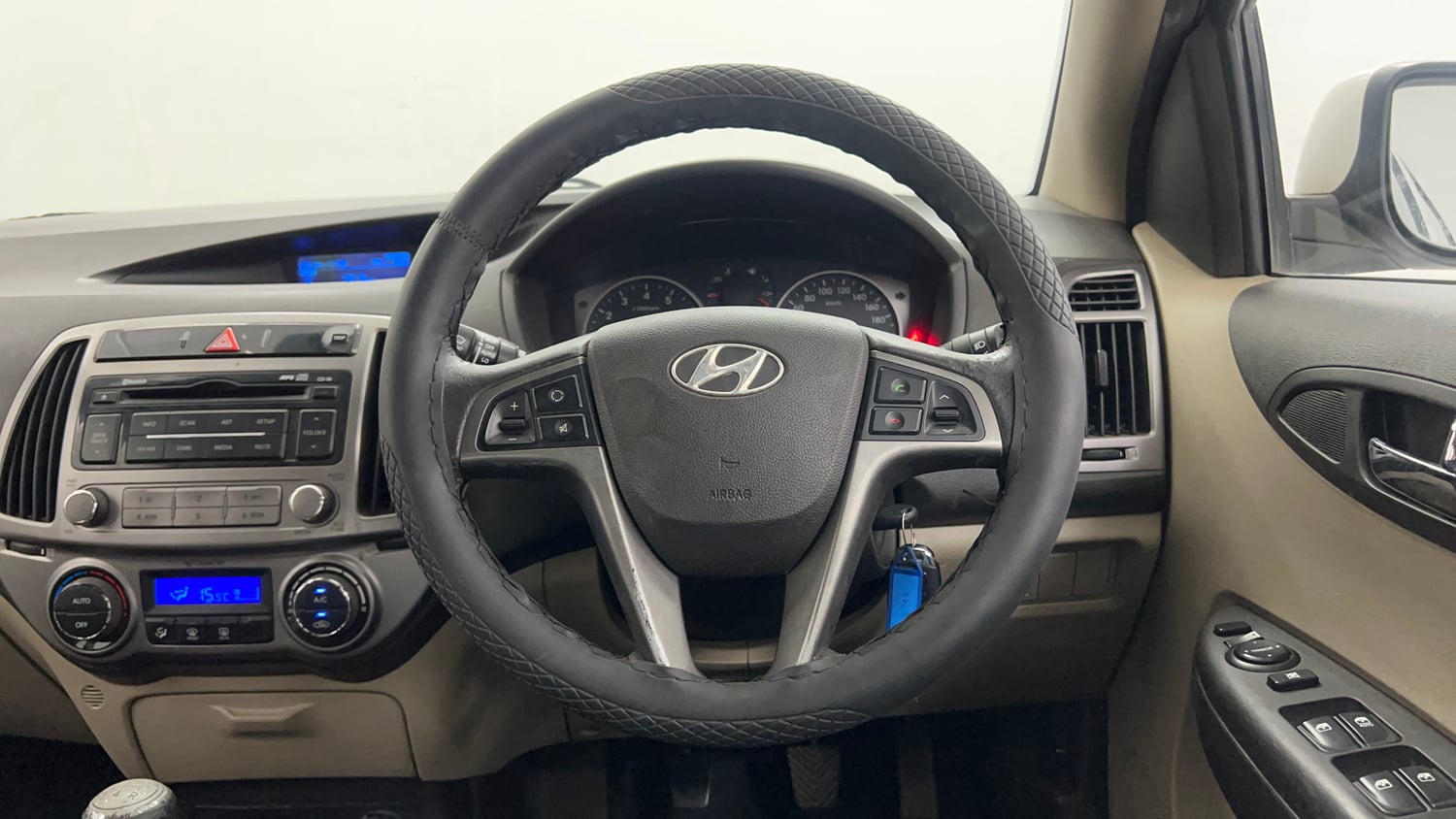 Used 2012 Hyundai i20 Sportz 1.2 Petrol Manual interior STEERING VIEW