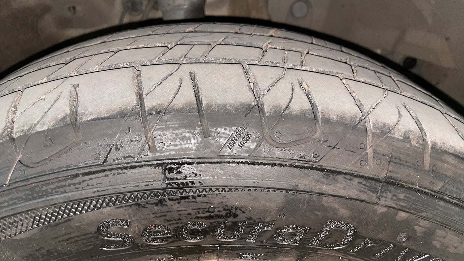 Used 2020 Honda WR-V VX MT Diesel Diesel Manual tyres RIGHT FRONT TYRE TREAD VIEW