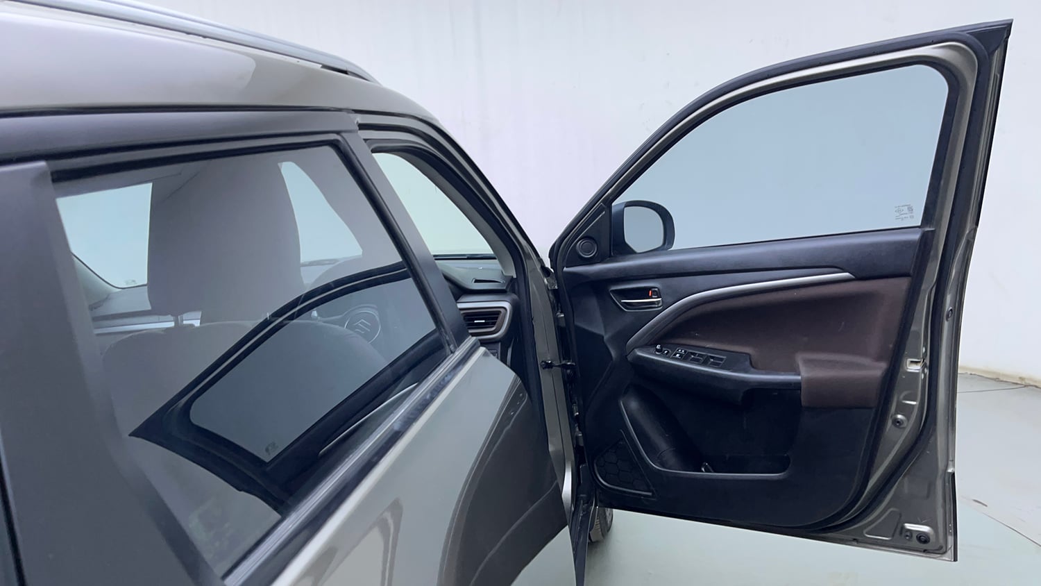 Used 2024 Maruti Suzuki Brezza ZXi Petrol Manual interior RIGHT FRONT DOOR OPEN VIEW