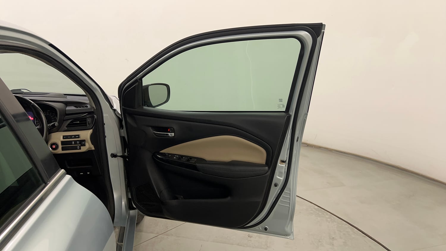 Used 2023 Toyota Glanza V AMT Petrol Automatic interior RIGHT FRONT DOOR OPEN VIEW