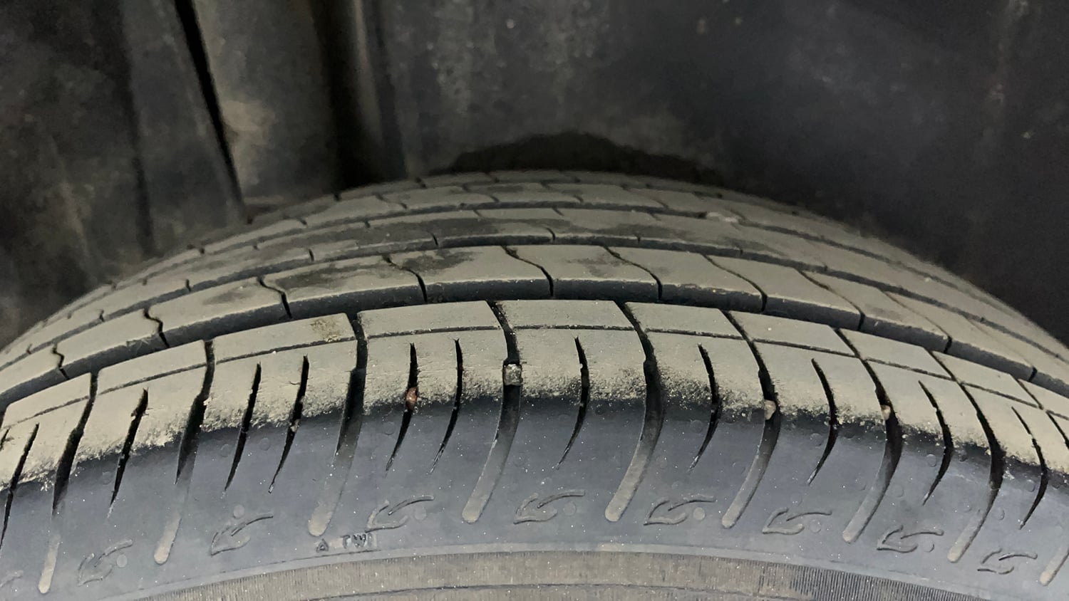Used 2024 Maruti Suzuki Brezza ZXi Petrol Manual tyres RIGHT REAR TYRE TREAD VIEW