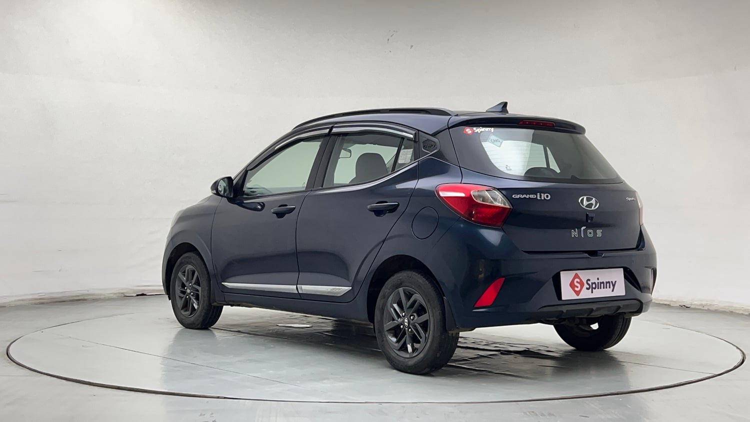 Used 2022 Hyundai Grand i10 Nios Sportz 1.2 Kappa VTVT CNG Cng Manual exterior LEFT REAR CORNER VIEW