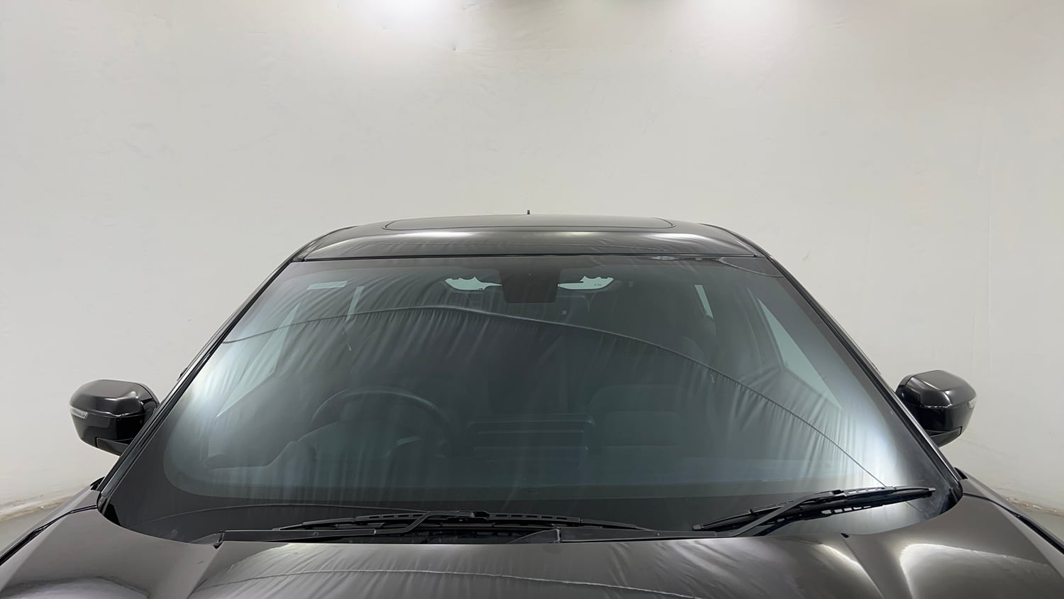 Used 2022 Tata Harrier XZ Plus Dark Edition Diesel Manual exterior FRONT WINDSHIELD VIEW