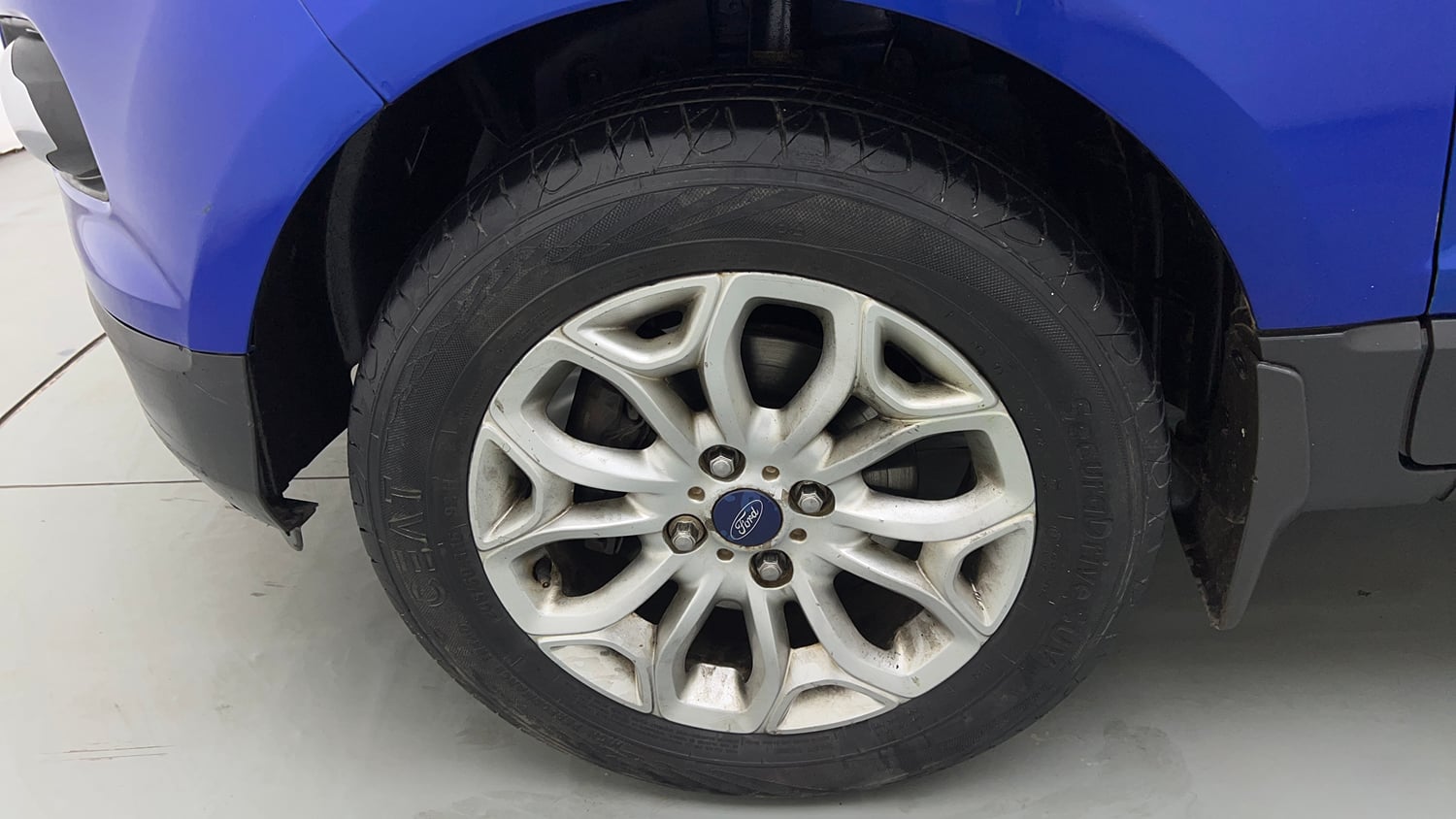Used 2014 Ford EcoSport Titanium 1.5 Ti-VCT AT Petrol Automatic tyres LEFT FRONT TYRE RIM VIEW