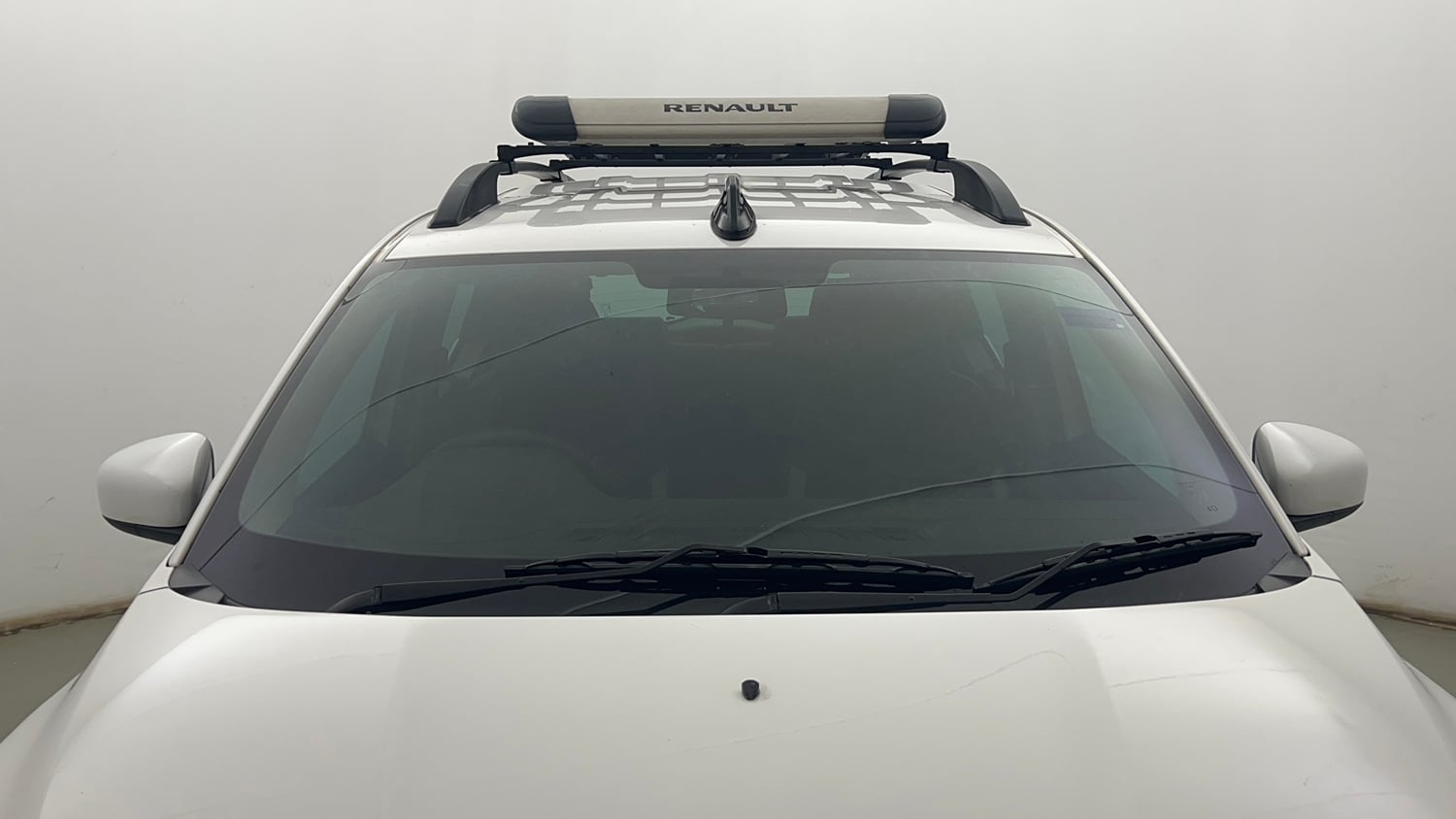 Used 2021 Renault Triber RXZ Petrol Manual exterior FRONT WINDSHIELD VIEW