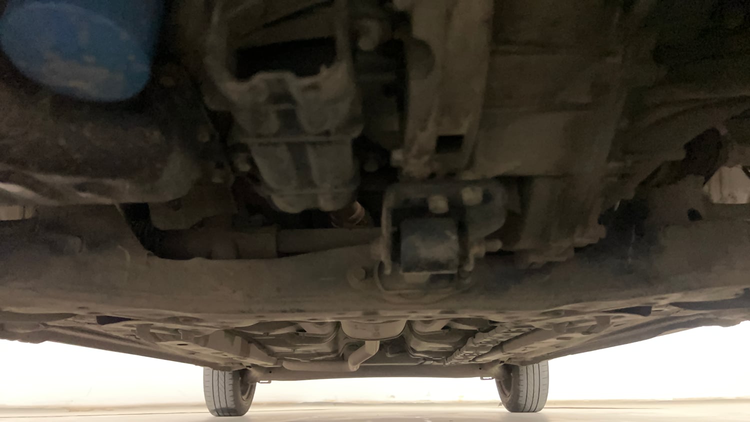 Used 2017 Hyundai Grand i10 Sportz 1.2 Kappa VTVT Petrol Manual extra FRONT LEFT UNDERBODY VIEW