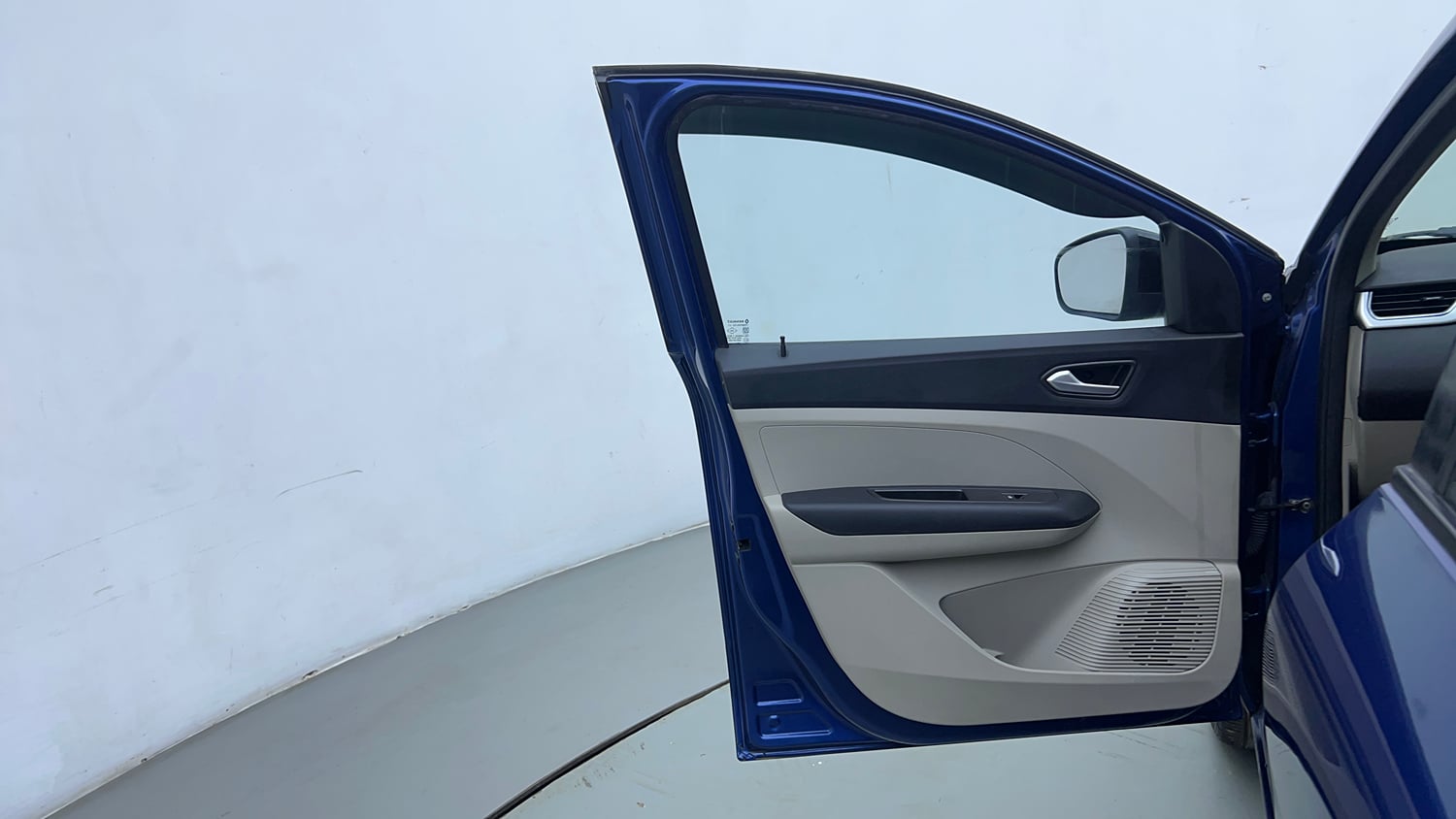 Used 2022 Renault Triber RXZ Petrol Manual interior LEFT FRONT DOOR OPEN VIEW